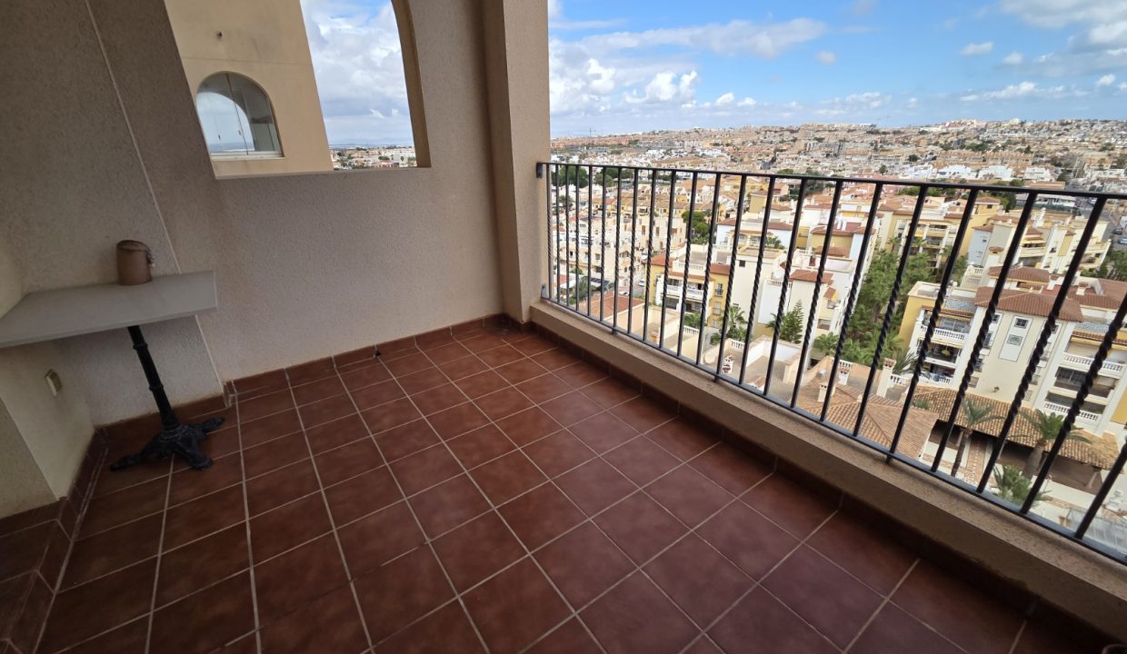 20251001_121901_copy_1600x1200