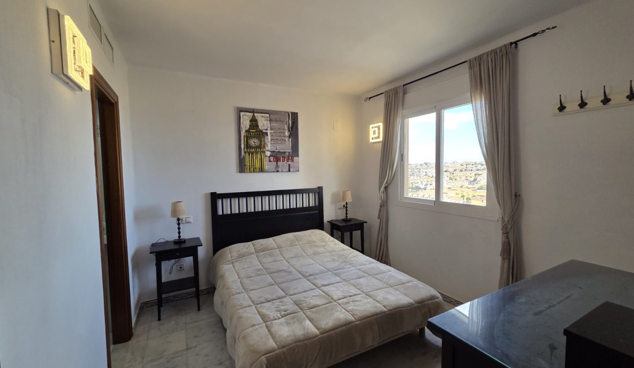 20251001_122119_copy_1600x1200