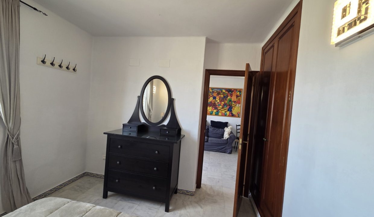 20251001_122207_copy_1600x1200